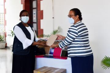 WHO hands over consignment of medication to additional toughen enchancment in files management for COVID-19 response in Seychelles