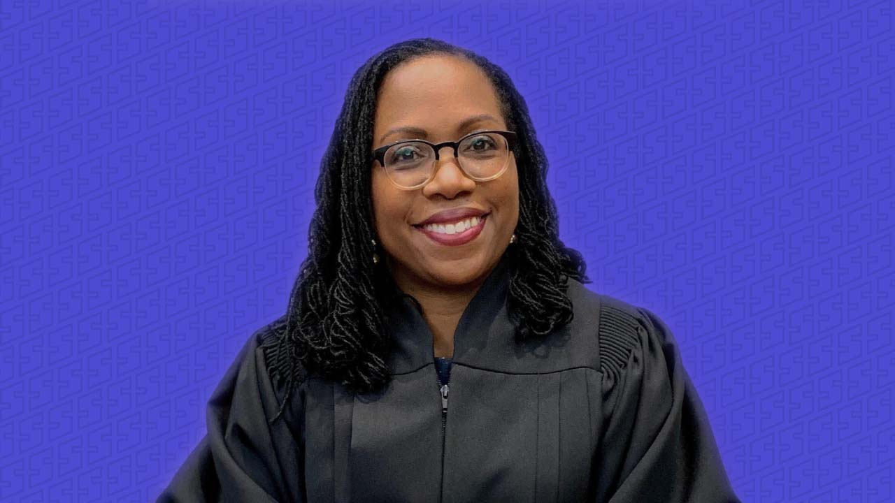 Take Ketanji Brown Jackson Becomes The First Shadowy Lady Confirmed To Encourage On Supreme Court docket