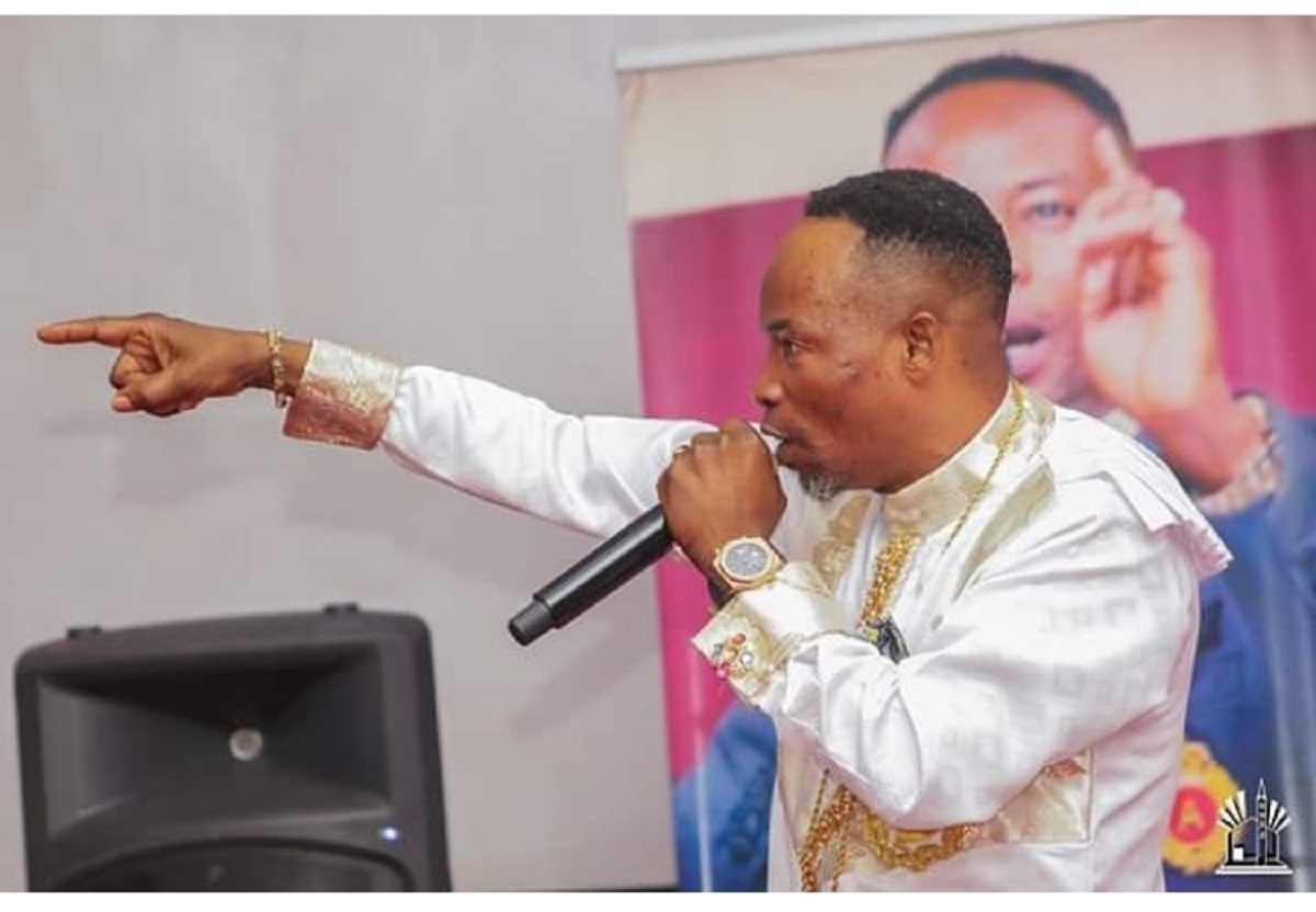 Bishop Salifu Amoako Slams Church Members For Paying 1 Greenback As An Providing In US [VIDEO]