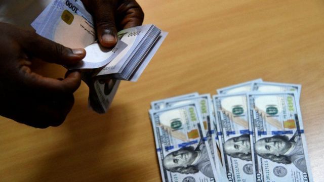Naira unmoved in opposition to greenback at I&E trade