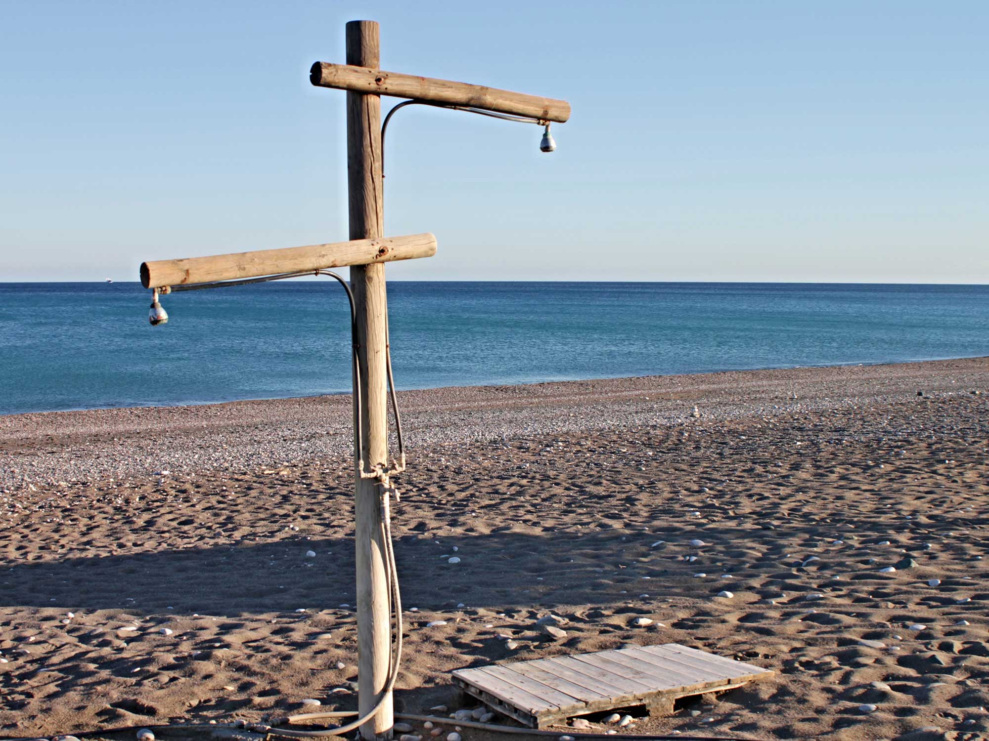 Seashore showers are washing pollution into the ocean