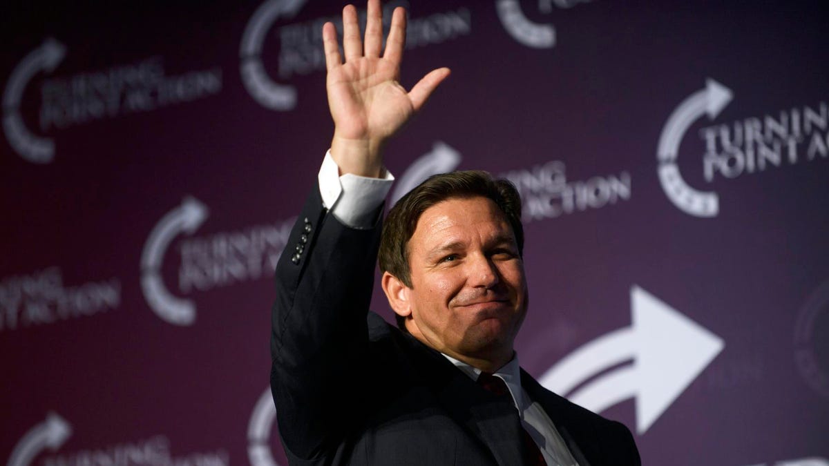 DeSantis Sued By Florida State Senator—Right here’s All The Authorized Fallout He Faces For Flying Migrants To Martha’s Winery