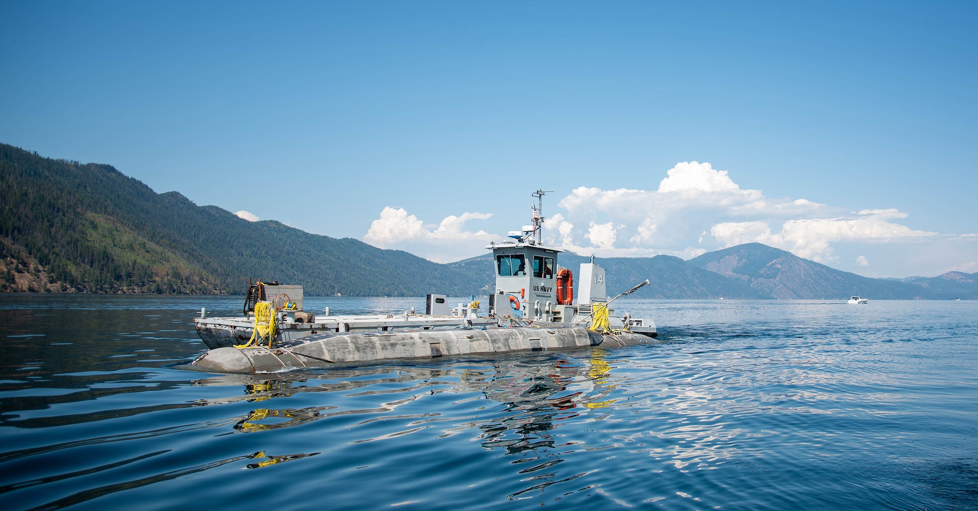 Within the depths of this Idaho lake, the US Navy is testing out its submarine tech