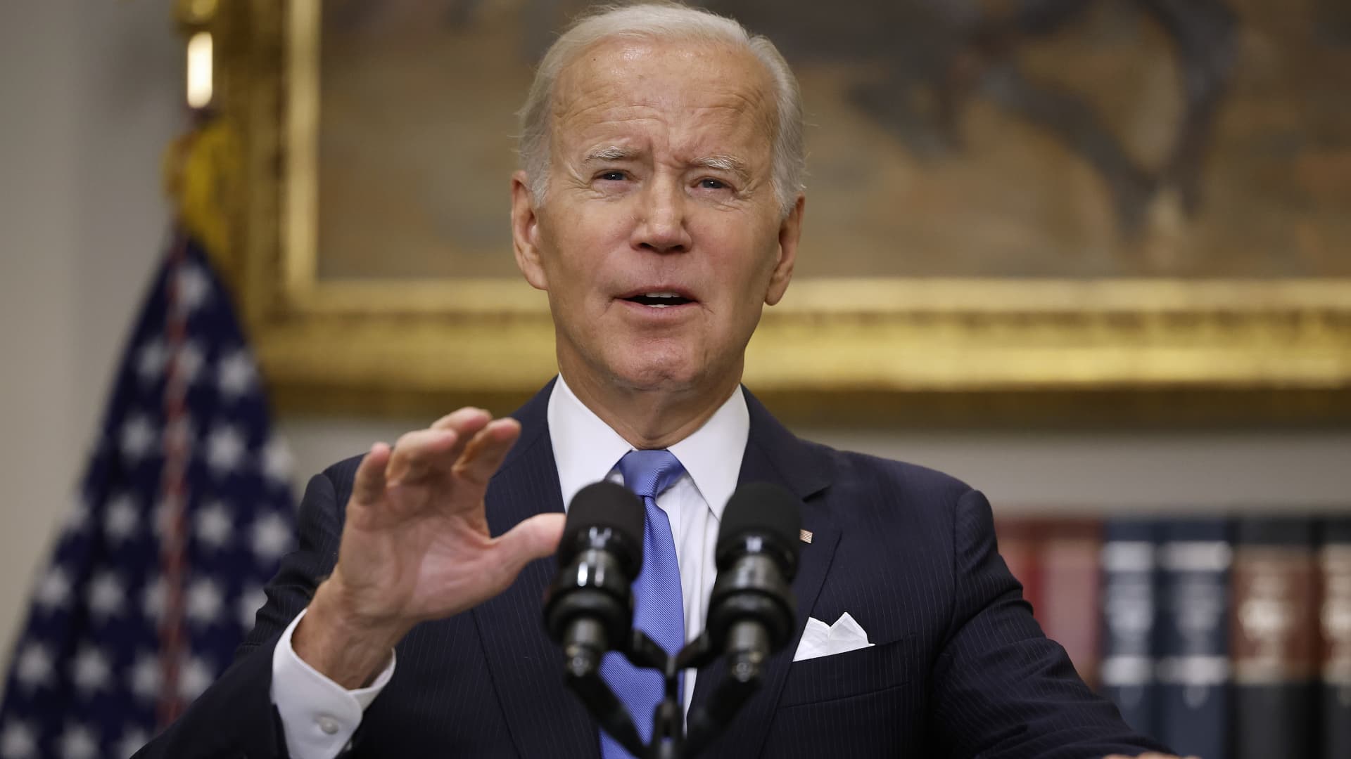 Biden warns Putin that U.S. will defend ‘each single inch’ of NATO territory as Russia formally annexes Ukraine areas