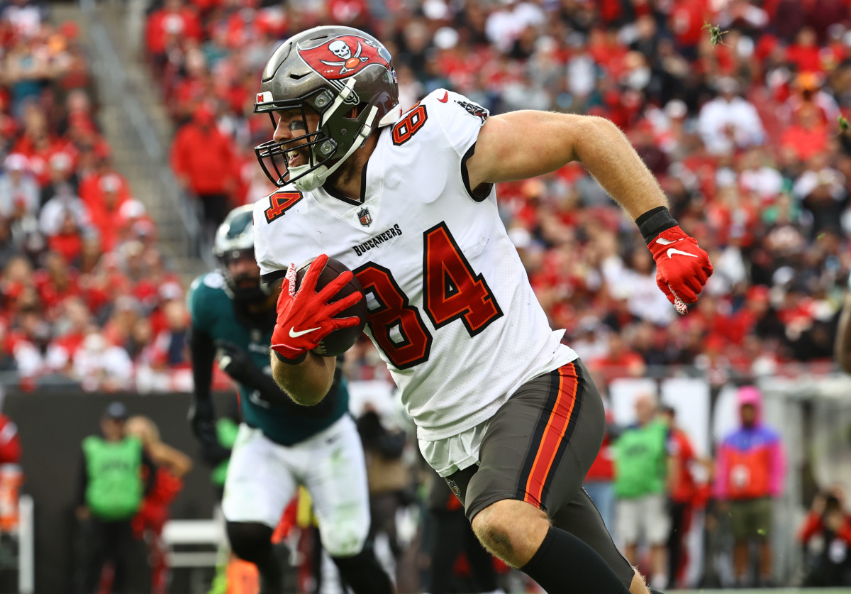 Buccaneers urged to bench veteran offensive participant