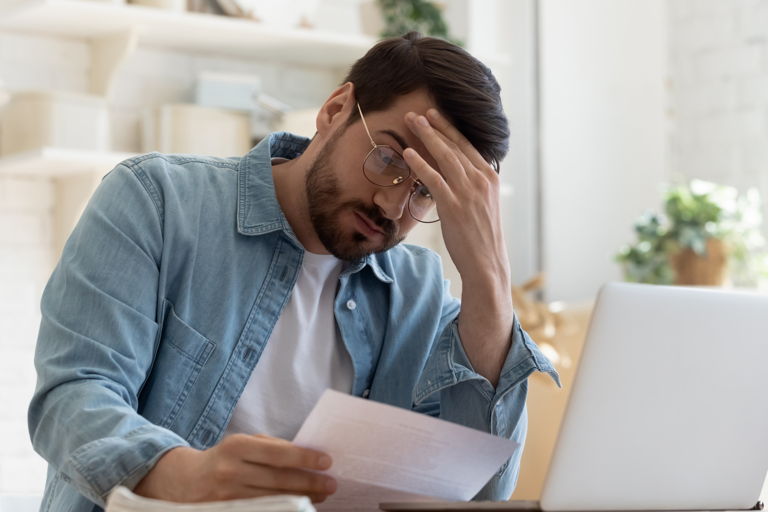 Man Not Desirous to ‘Totally’ Take part in Household Christmas Custom Backed