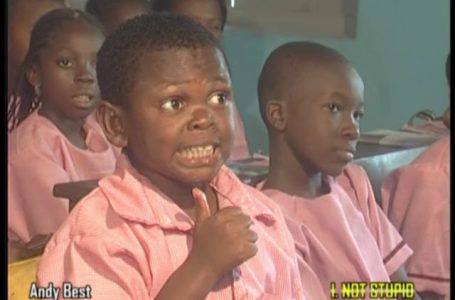 Paw Paw Makes A Humorous Sentence In Class – Previous Basic Nigerian Nollywood Comedy Skits (Osita Iheme)