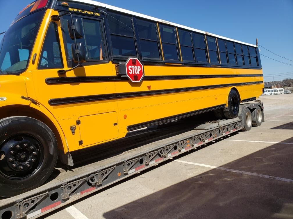 Transporting a 2004 Bluebird Faculty Bus