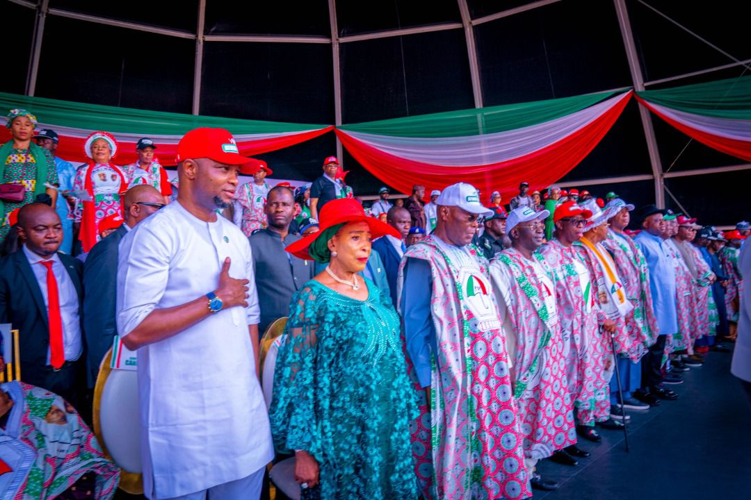 Liberate yourselves from ‘household govt,’ Atiku tells Lagosians