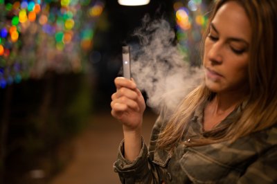 Ban on fruit-flavored e-cigarettes did not scale back vaping