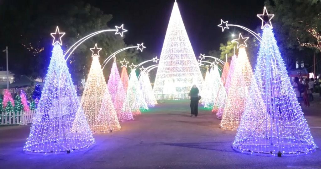 Nigeria’s capital Abuja activates christmas lights