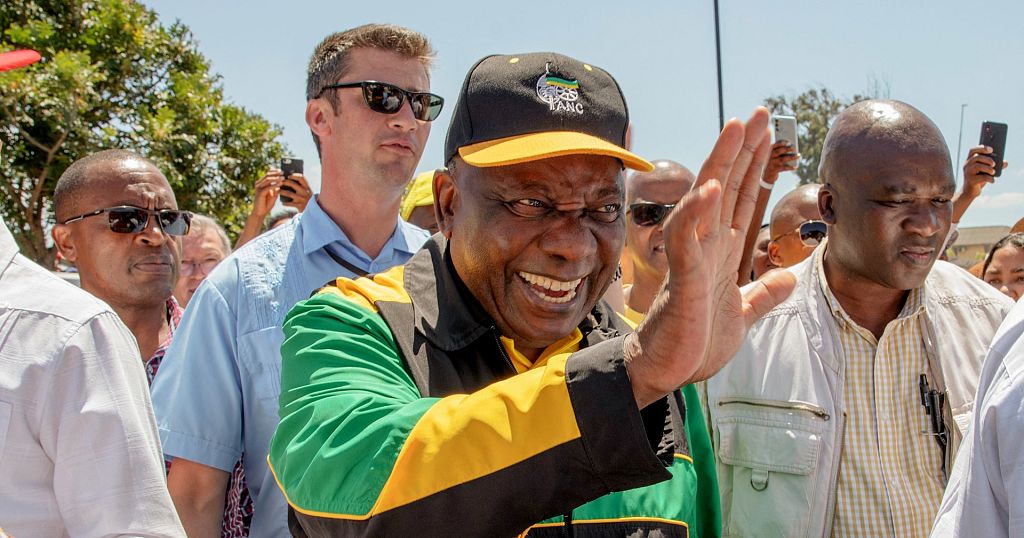 South Africa: Cyril Ramaphosa holds Cape City rally amid corruption scandal