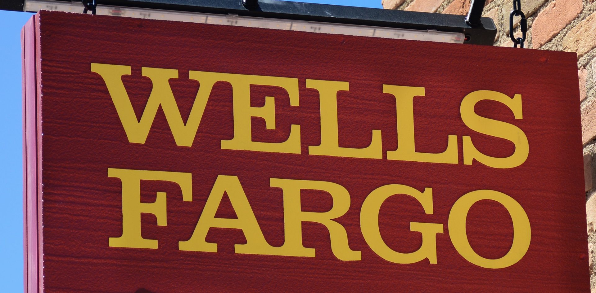 Wells Fargo Fires India Department VP For Allegedly Urinating On Aged Lady Mid-Flight