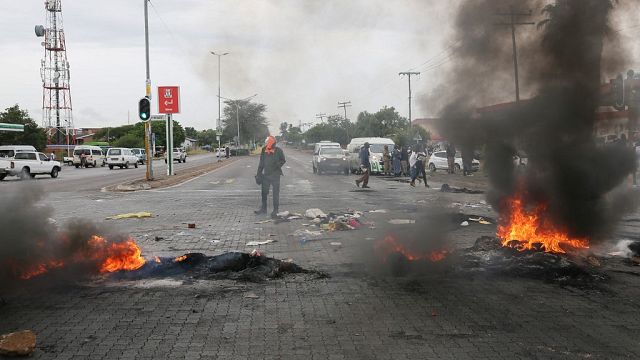 No lights, no water: South Africans fume at cascading disaster