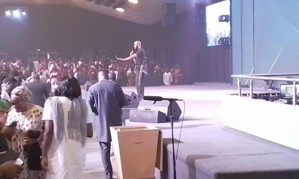 Abuja pastor storms church with AK-47 rifle (+PHOTOS)