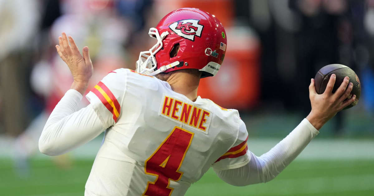 Chad Henne Broadcasts Retirement through Instagram