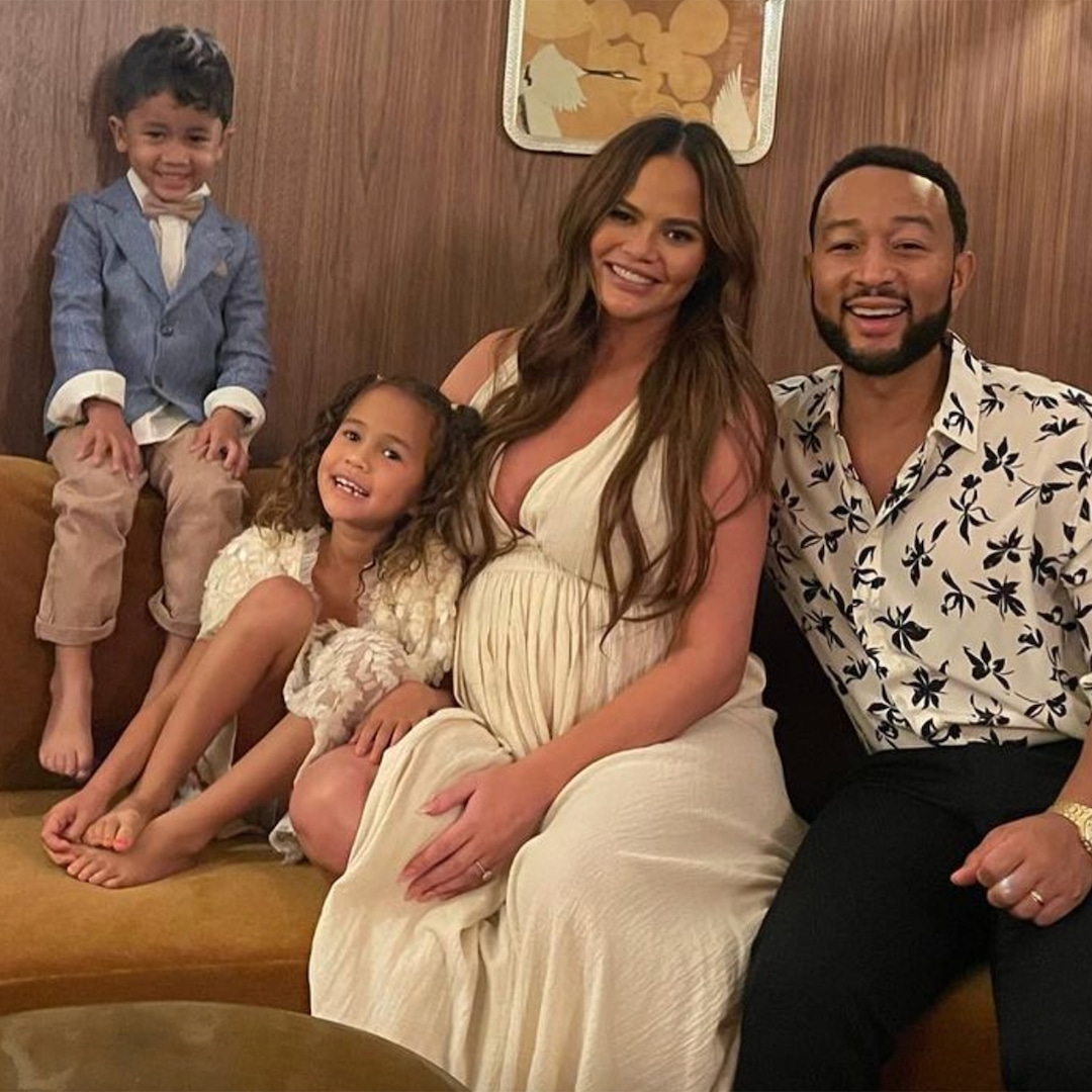 John Legend Unveils First Household Pic With Chrissy Teigen and three Youngsters