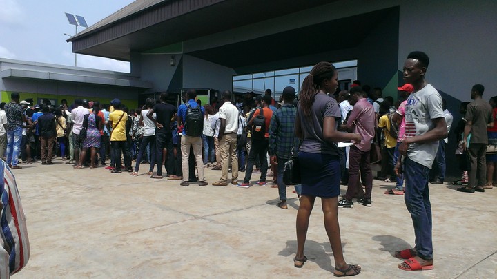 Pains, queues ease as banks pay prospects weekend