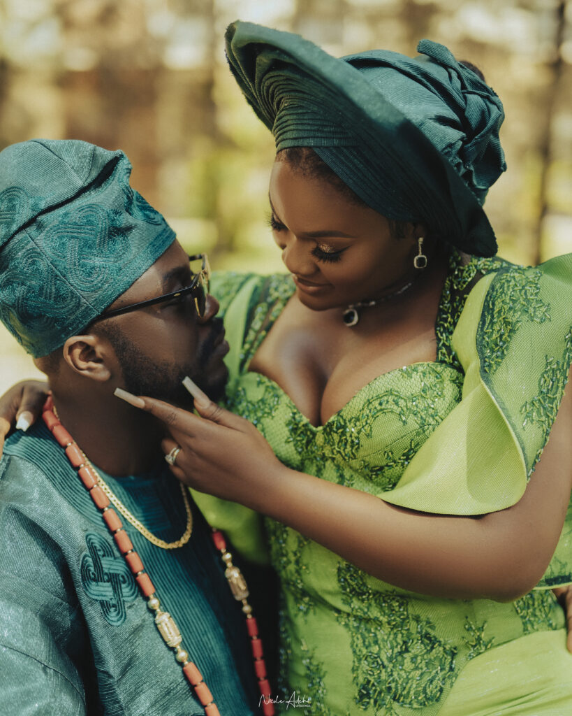 Dami and Gbolahan’s Yoruba Trad Was A High quality Mixture of Love and Tradition!