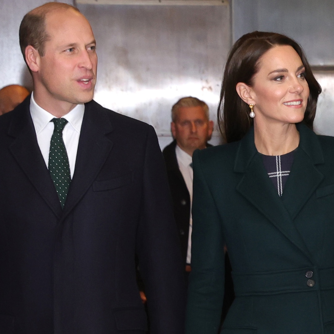 Prince William & Kate Middleton Go for a Experience in twelfth Anniversary Pic