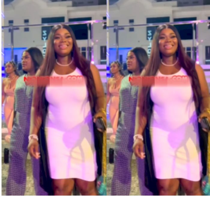 She Forgot Her Corset – Akua GMB Traits As Her Abdomen Pops Up In Bodycon Gown