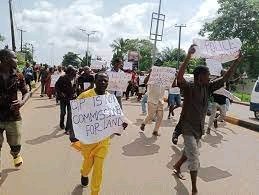 BREAKING: Awka indigenes protest alleged plot to confiscate group land