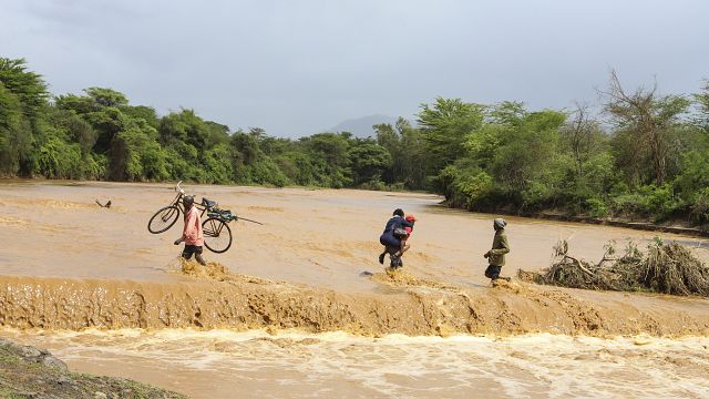 Dying toll from floods in Kenya rises once more