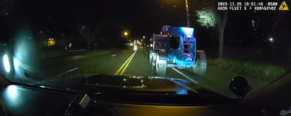 12-12 months-Outdated Steals Telehandler, Hits 10 Automobiles in Police Chase (Video)