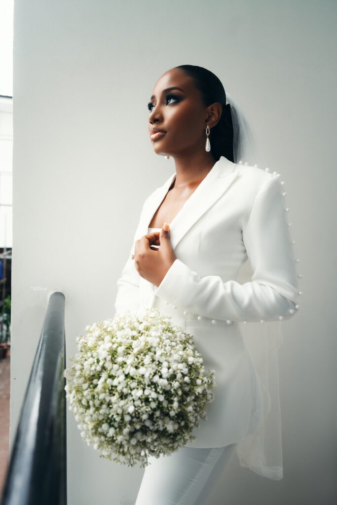 Carry On Your A-game! This Bridal Shoot Will Encourage Your Stylish Civil Marriage ceremony Slay