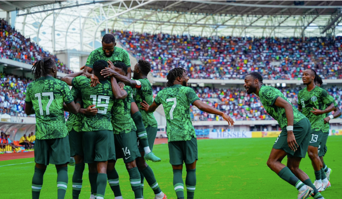 “NFF the issue not Peseiro” — Nigerians torn over Eagles coach