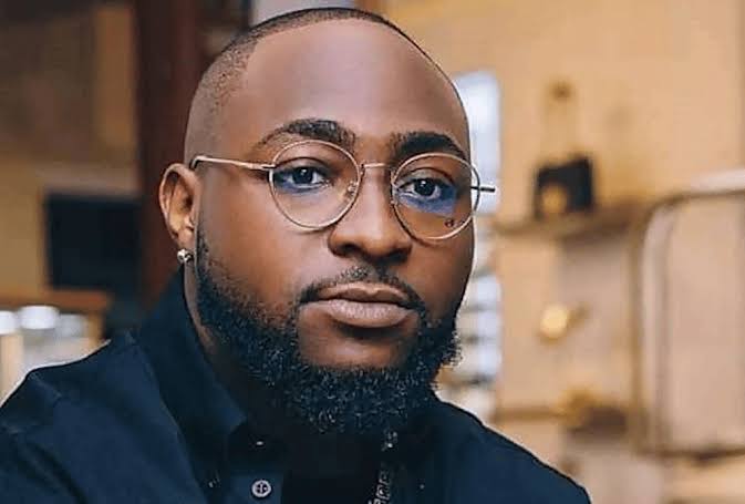 davido-reacts-to-low-turnout-of-abuja-occasion.jpeg Davido reacts to low turnout of Abuja occasion