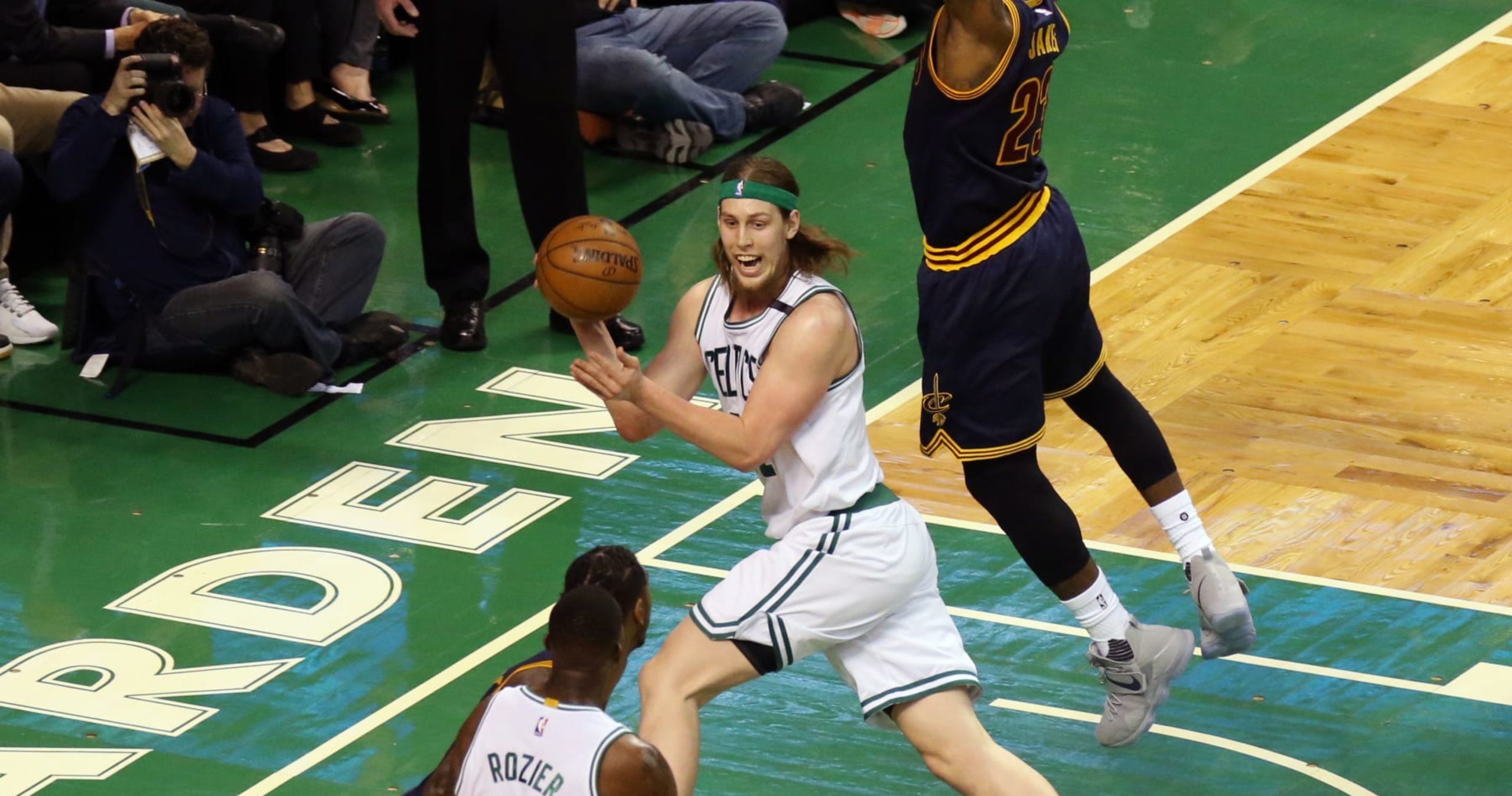 nba-commerce-rumors-celtics-monitoring-kelly-olynyk-cope-with-jazz-at-2024-deadline.jpg NBA Commerce Rumors: Celtics ‘Monitoring’ Kelly Olynyk Cope with Jazz at 2024 Deadline
