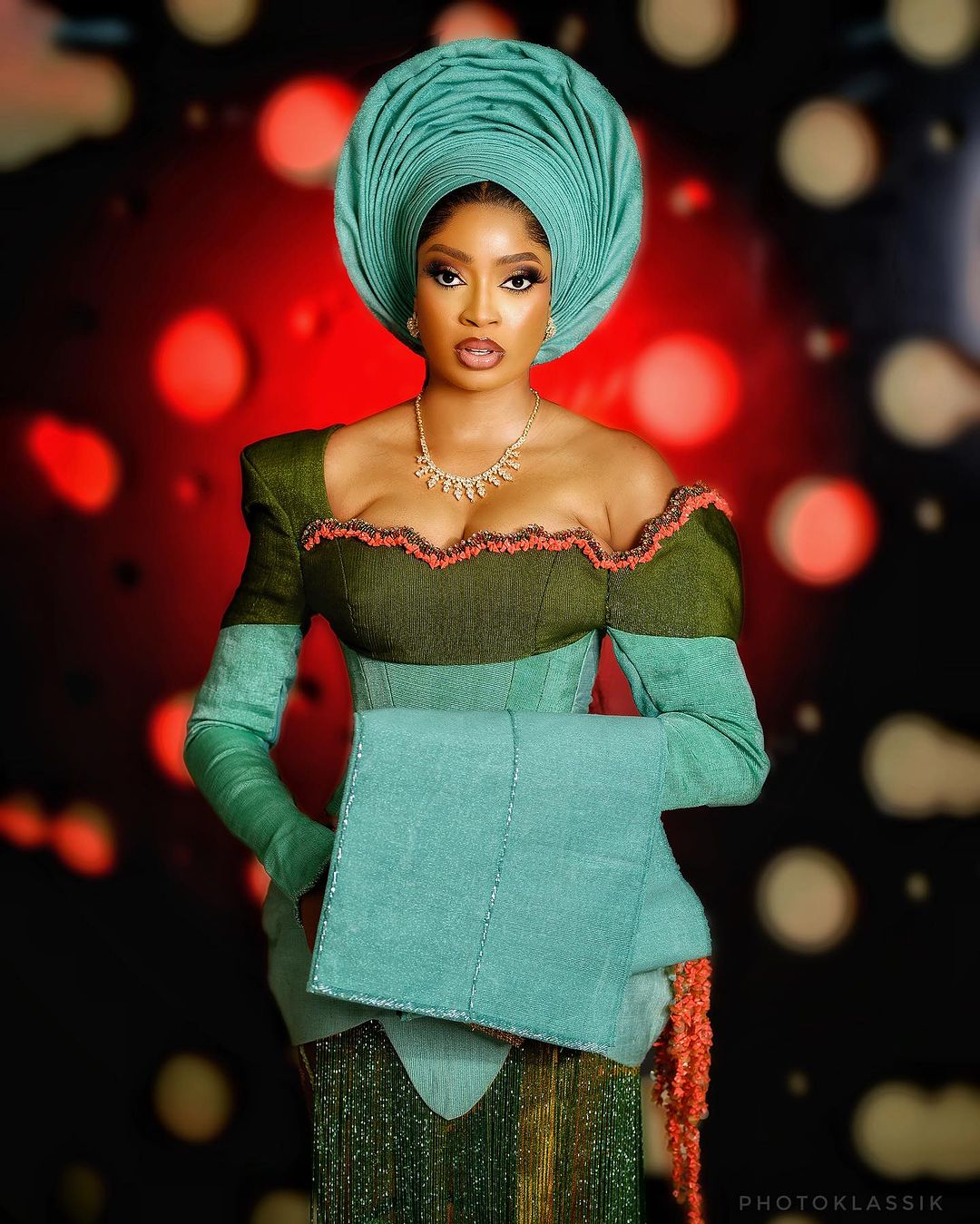 rep-your-tradition-in-magnificence-with-this-beautiful-yoruba-bridal-look.jpg Rep Your Tradition in Magnificence With This Beautiful Yoruba Bridal Look!