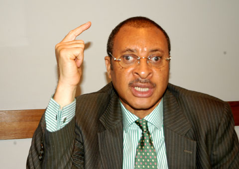 Utomi: CBN ‘missteps’ Contributed To Naira Depreciation