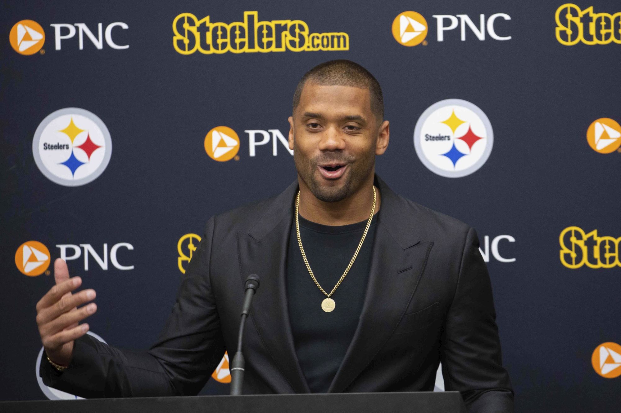 the-steelers-wish-to-signal-russell-wilson-long-term.jpg The Steelers wish to signal Russell Wilson long-term