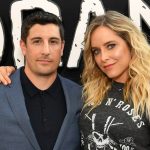 Jason Biggs Recollects How He Used to Cover Alcohol Habit From His Spouse Jenny Mollen