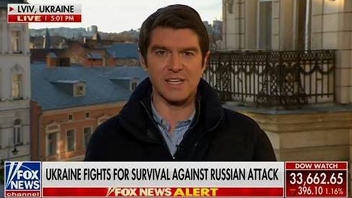 Benjamin Corridor, Fox Information Reporter Practically Killed Overlaying Ukraine Warfare, Will get Standing Ovation at Upfronts
