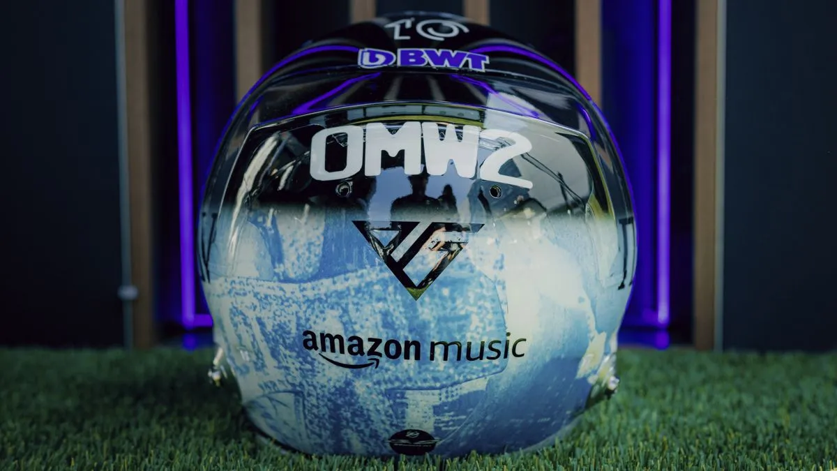 Amazon Music & Nav Reveal Customized F1 Helmet for BWT Alpine Crew