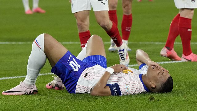 No surgical procedure deliberate for Mbappé for now