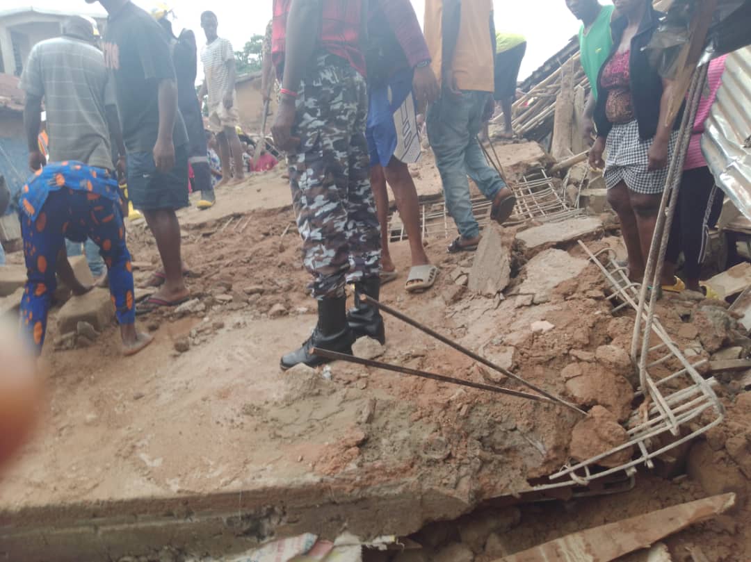 JUST IN: Many trapped as two-storey constructing collapses in Anambra market