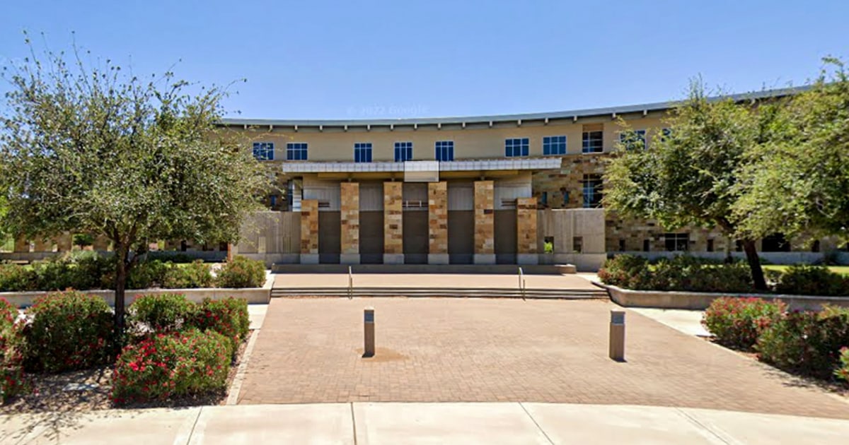 Father charged with homicide after 2-year-old is left in automotive throughout 109 diploma warmth wave for 3 hours, police say