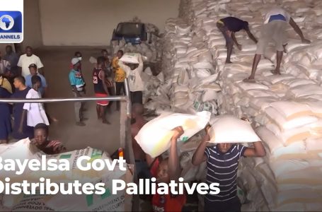 Bayelsa Govt Distributes Palliatives To 105 Wards