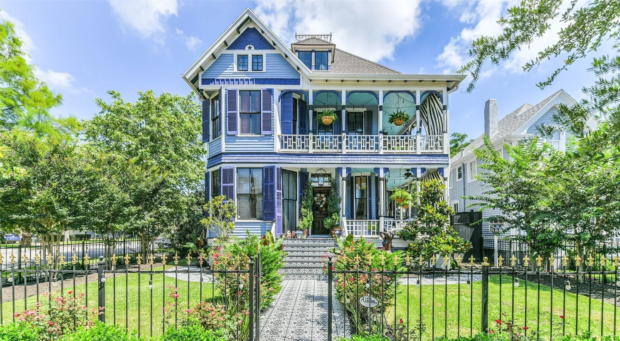 Galveston Getaway: Historic and Colourful, $749K Victorian Brimming With Curb Attraction