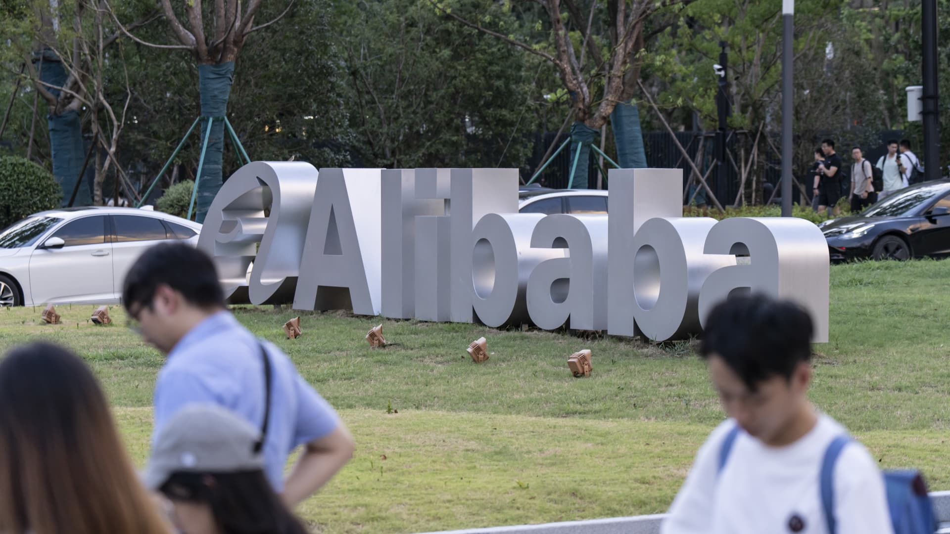 Alibaba shares dip 4% in premarket after earnings miss expectations regardless of cloud acceleration