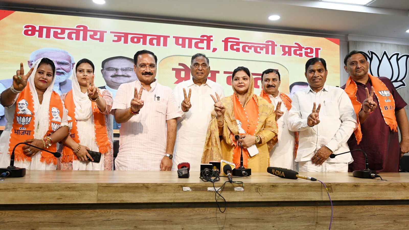 delhi-5-aap-councillors-be-part-of-bjp-blame-corruption-lack-of-improvement.jpg Delhi: 5 AAP councillors be part of BJP, blame corruption, lack of improvement