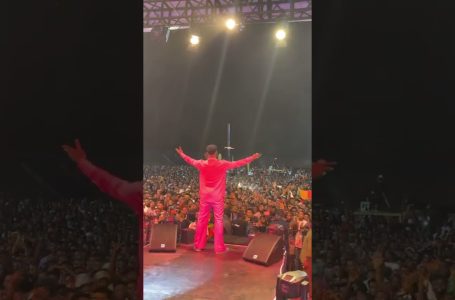 #Shorts Patoranking performs “Babylon” at Calabar Carnival