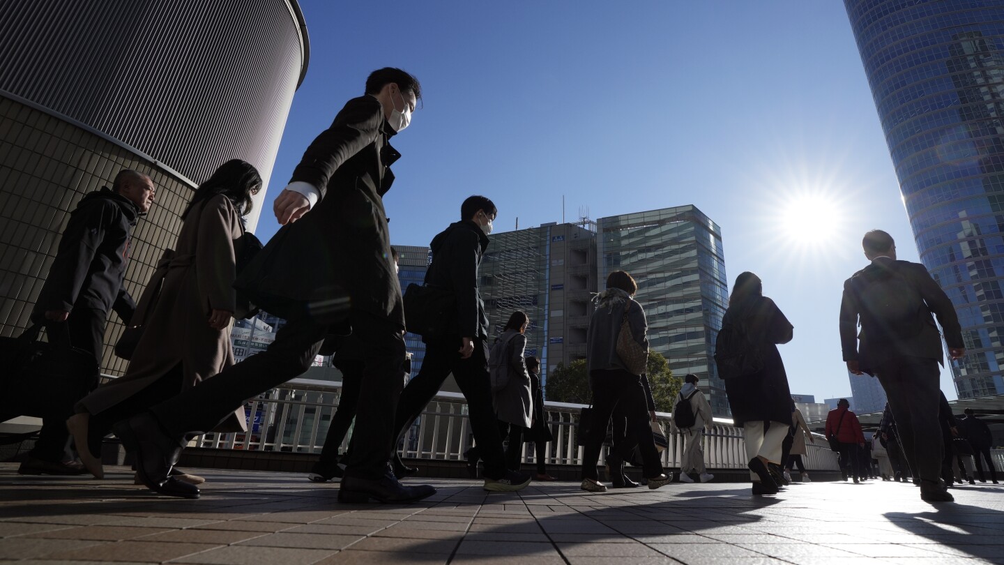 Japan needs to strive 4-day workweek…
