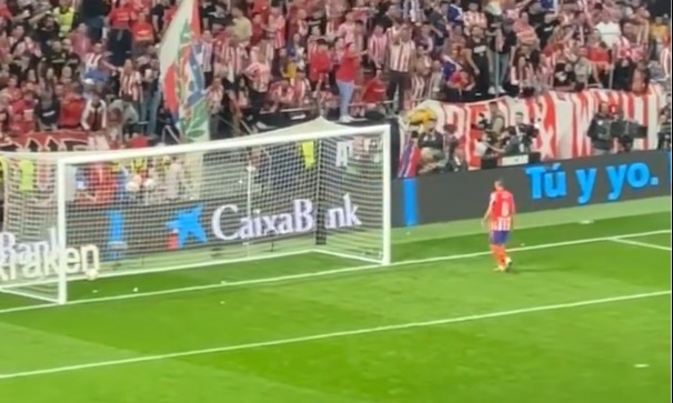 Atletico Madrid coach Diego Simeone and captain Koke ask followers to cease throwing objects throughout Madrid Derby (Video)