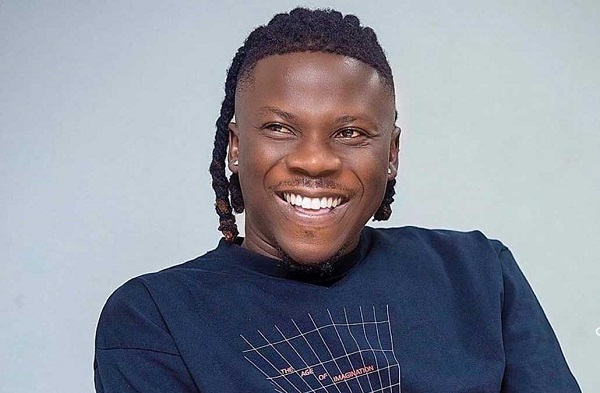 Ghanaians Are Hypocrites, If Patapaa Launched ‘Jejereje’ He Would Have Been Tagged A Villager – Kevin Taylor Trolls Stonebwoy