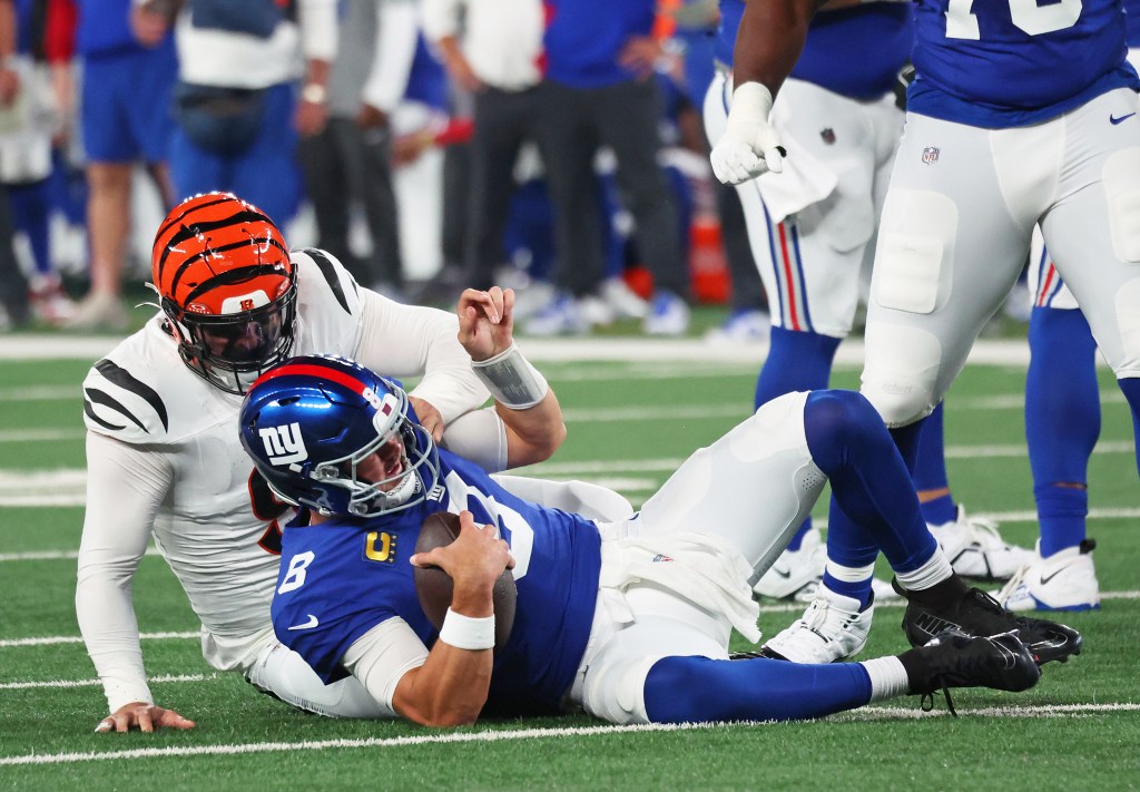 Daniel Jones, offense flounder as Giants waste numerous possibilities in loss to Bengals